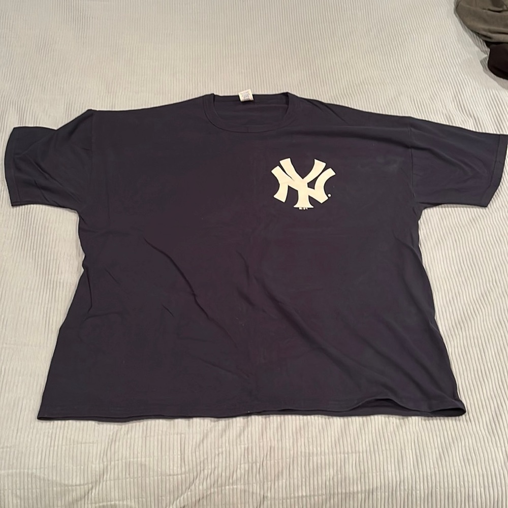 New York Yankees short sleeve t-shirt